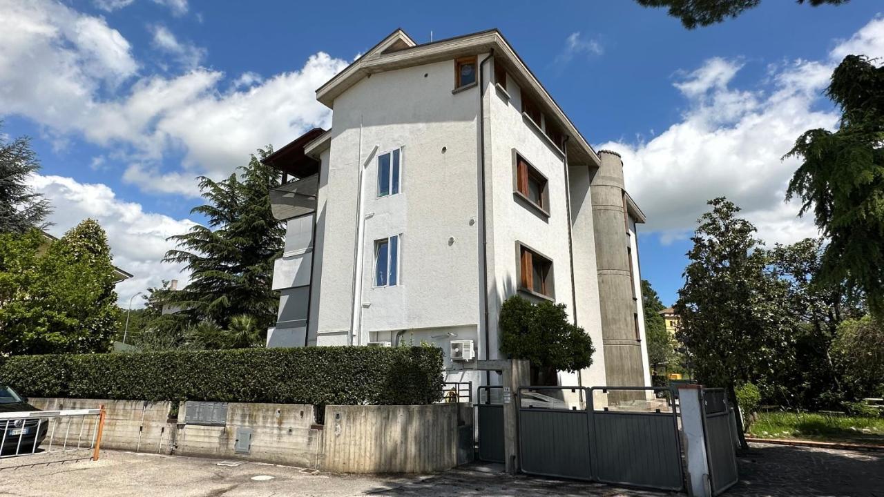 Villa Vomano La Casa Di Gemma B&B المظهر الخارجي الصورة